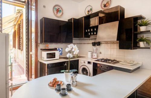 Rione III Colonna Apartment | Luxury in Rome Panoramic terrace Fontana di Trevi