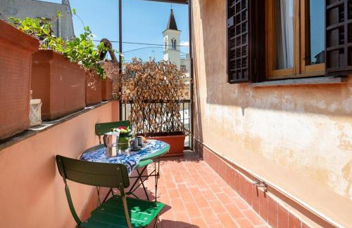 Rione III Colonna Apartment | Luxury in Rome Panoramic terrace Fontana di Trevi