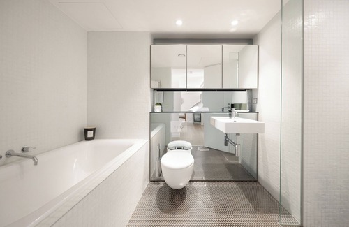 Bondi Beach Apartment | Luxury in the Exclusive Pacific with Ocean Views