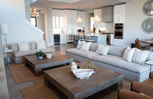 Marble Falls House | Luxury Lake Front Hideaway on Lake LBJ