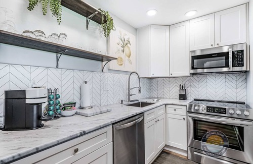 Lake Geneva Condo | Luxury Lake Geneva Condo with Patio