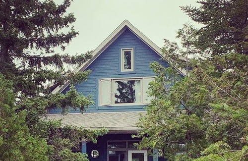 Northern Bruce Peninsula House | Luxury Lake Huron Lake House