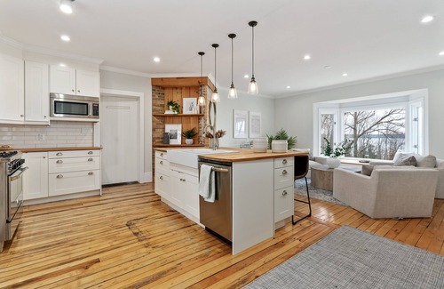 Oro-Medonte House | Luxury Lake on House Shanty Bay
