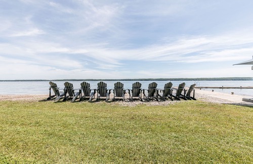 Oro-Medonte House | Luxury Lake on House Shanty Bay