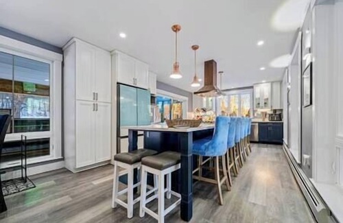 Bryant Pond House | Luxury Lake Ski Chalet Dream Ski Hot Tub&Firepit