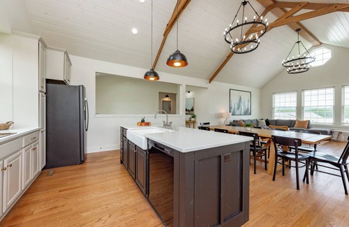 Waterfront Greens House | Luxury Lake Stay w/Pool, Deck & Game Room