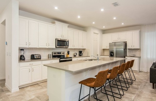 Four Corners Cottage | Luxury Lake View W/pool- Star Wars Game Roomsa2145