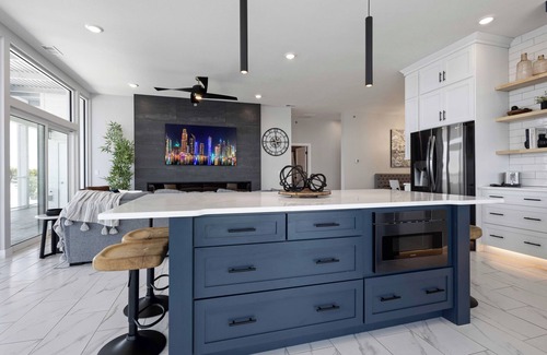 Watertown Condo | Luxury Lakefront Condo w/Private Hot Tub & Sauna