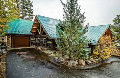 Grand Lake Cabin | Luxury Lakeside Cabin on Shadow Mountain Lake