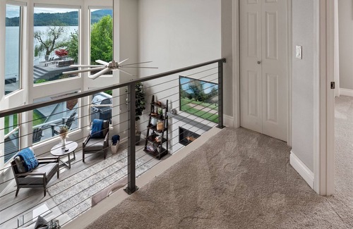 Sandpoint House | Luxury Large Waterfront | 6 Bed, 5 Bath