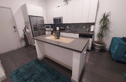 Las Vegas Condo | Luxury Las Vegas Strip View Condo Minutes away from the strip.