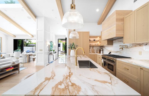 Mount Olympus House | Luxury Laurel Canyon Hideaway!