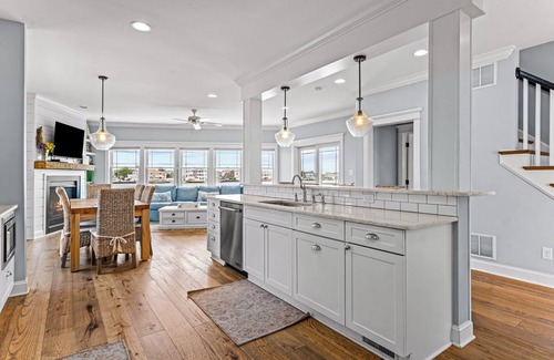 Ship Bottom House | Luxury LBI Waterfront Home With Dock. Perfect for Boat Owners!