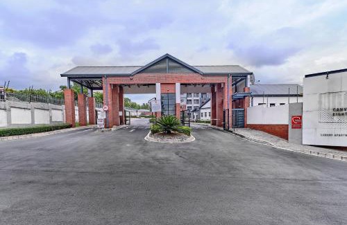 Greater Johannesburg Metropolitan Area Apartment | Luxury living at Canvas 82