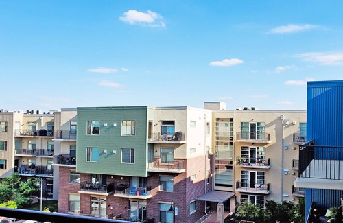 Central Boulder Condo | Luxury Living, Fitness Center, Rooftop Pool, Condo, Top Floor, All inclusive