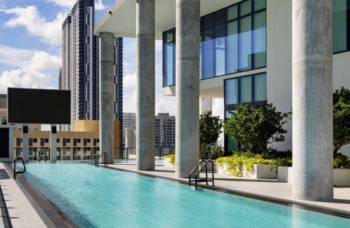 Downtown Miami Apartment | Luxury Living | Unmatched Bay Views & VIP Perks