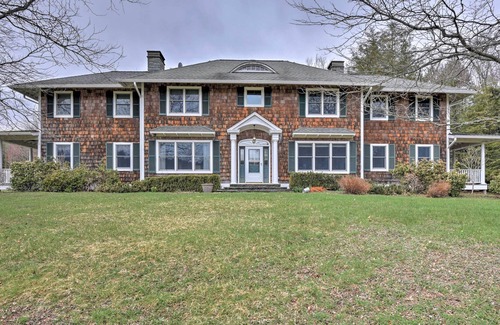 Livingston Manor House | Luxury Livingston Manor Home w/Guest House & Pool!