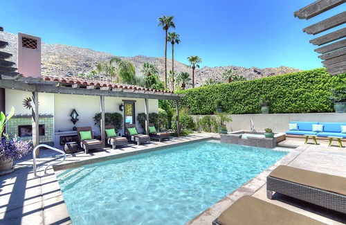 The Mesa House | LUXURY & LOCATION! 5005 sqft Home, Game Arcade, Walk to Top Dining Bars & Hiking