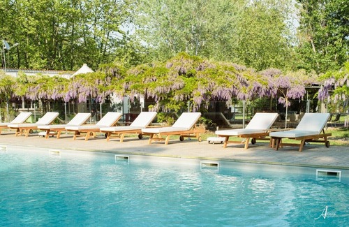 Ghisonaccia Cabin | Luxury Lodge for 5 people