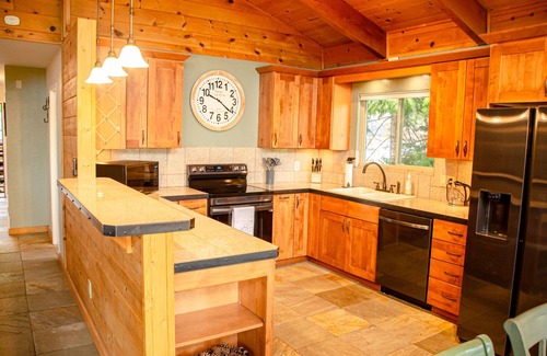 Mi-Wuk Village Cabin | Luxury Lodge nestled in the Sierras.