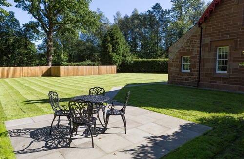 Carlisle House | Luxury Lodge with Garden in a Grade II*' Listed Estate