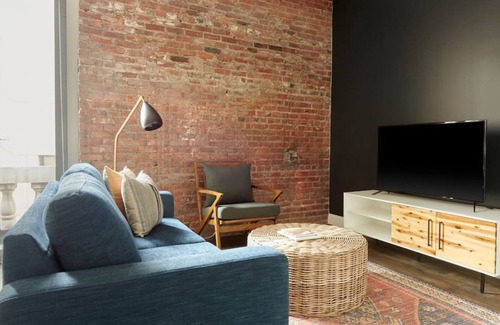 Downtown Boston Apartment | Luxury Loft | Boston Common | Monthly Discount