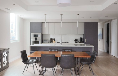 Near North Side Apartment | Luxury Loft Collection COMBO 02/03 | Terrace
