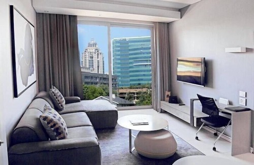 Sandown Apartment | Luxury Loft in Sandton City