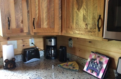 Ellijay Cabin | Luxury Log Cabin - Fine Cabin Living!