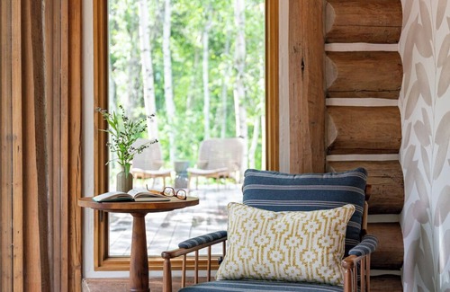 Hailey House | Luxury Log Cabin Near Bigwood River