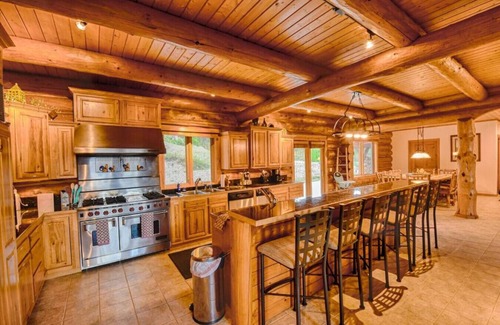 Tamarack Cabin | Luxury Log Cabin Near Cascade Lake, 80 Acres, RVs