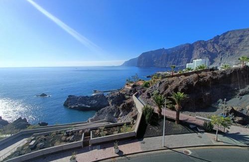 Puerto de Santiago Apartment | Luxury Los Gigantes Apartment