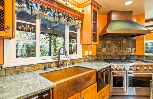 Calabasas Villa | Luxury Malibu Cottage, Heated Pool, Sauna, Gym