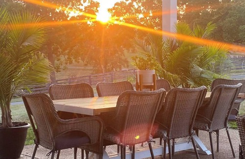 Chaplin House | Luxury Manor on Bourbon Trail 5 bdrm/4 bath, Pickleball, Hot Tub, Fitness Room