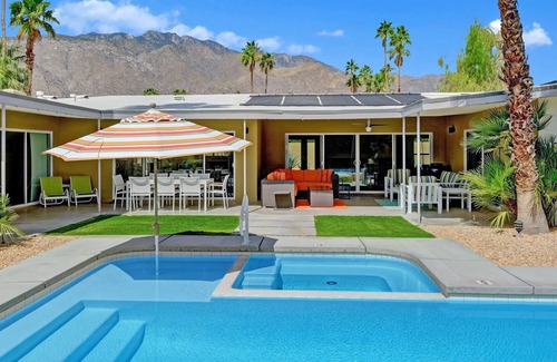El Mirador House | Luxury Midcentury Home in Movie Colony +Pool & Spa+Mtn Views - House of 57