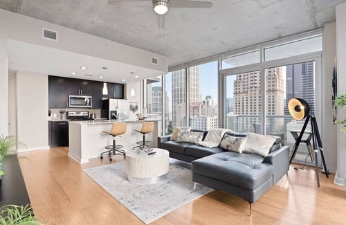 Midtown Apartment | Luxury Midtown Retreat 2BR 2BA