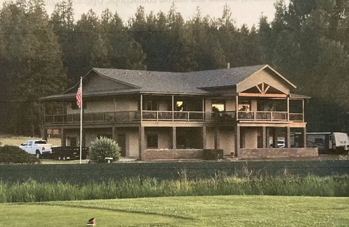 Munds Park Cabin | Luxury - Million Dollar Views of Golf Course and Forest