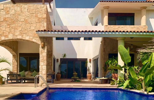 Todos Santos House | Luxury mixed with nature.