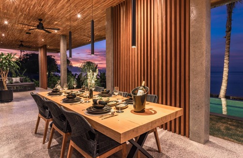 Lovina Villa | Luxury, Modern and Private Villa In Central Lovina
