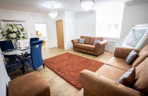 Yarm Apartment | Luxury modern apartment on Yarm High Street - perfect for couples!