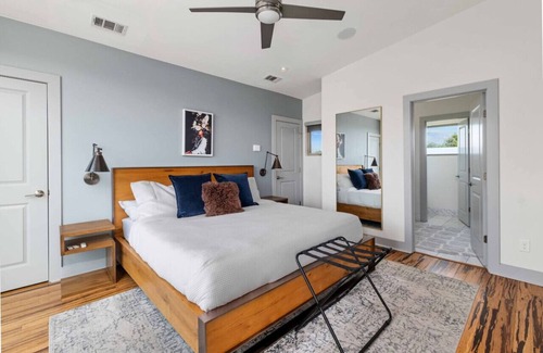 Swede Hill House | Luxury Modern Home in Hip East Austin!