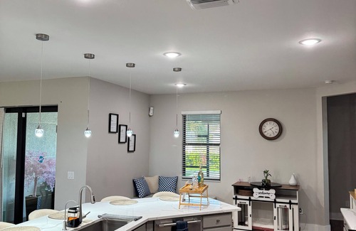 Pelican House | Luxury Modern vacational home
