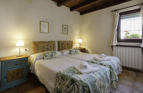 Lujar House | LUXURY MOUNTAIN COUNTRY HOUSE 15 MINUTES FROM THE BEACH