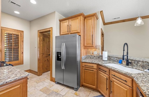 Banner Elk Condo | Luxury Mountain Escape | 2BR Amazing Views 1D