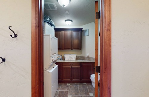 Keystone House | Luxury mountain estate w/private hot tub, home theater, two W/Ds, & spa