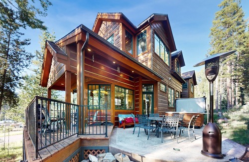 Keystone House | Luxury mountain estate w/private hot tub, home theater, two W/Ds, & spa