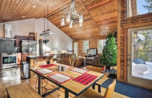 Valley of the Sun Cabin | Luxury Mountain Getaway in Fairplay w/Deck!