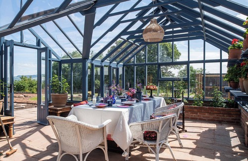 Abergavenny House | Luxury Mountain Holiday Property & Wellness Retreat with Sauna, Pool & Hot Tub.
