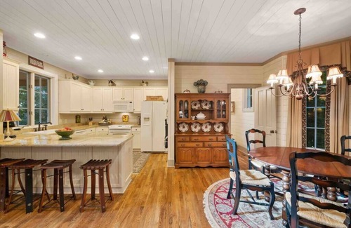 Cullowhee House | Luxury Mountain Home with Large Outdoor Fire Pit