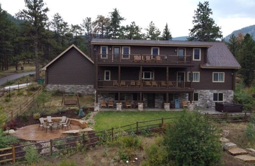 Estes Park Cabin | Luxury Mountain Lodge, RMNP, Downtown, Mountain Views, Hot Tub! Moose Lodge, Estes Park CO